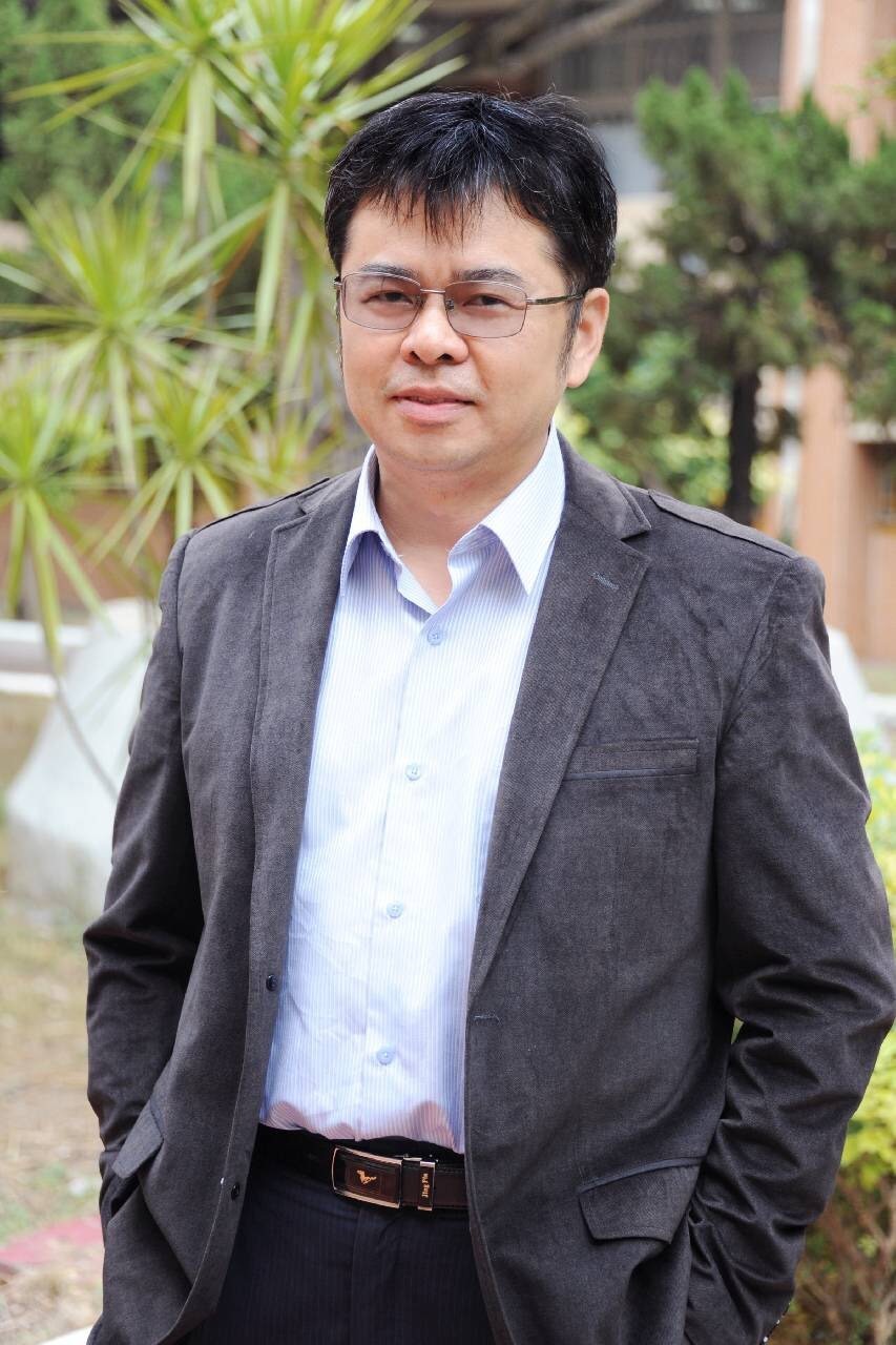 張振義校長